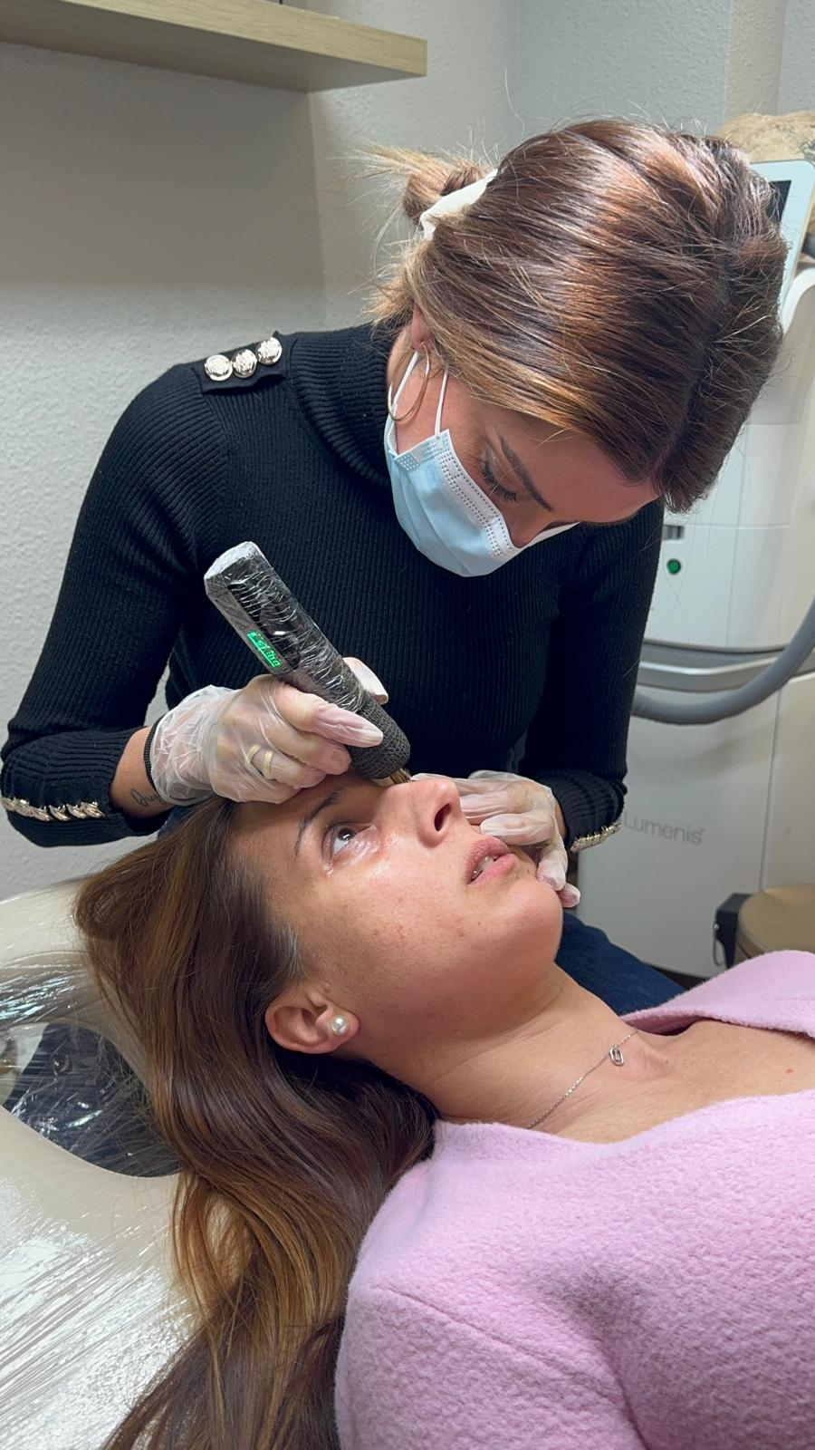 Noelia Collado es especialista en la neutralización de ojeras